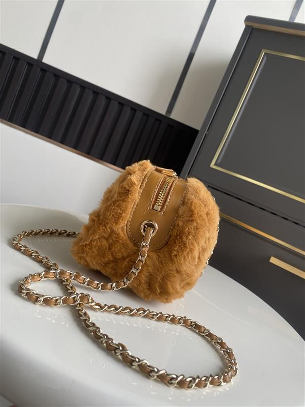 2026131205933603 700